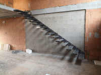  Bukoma vetknute stav před obkladem